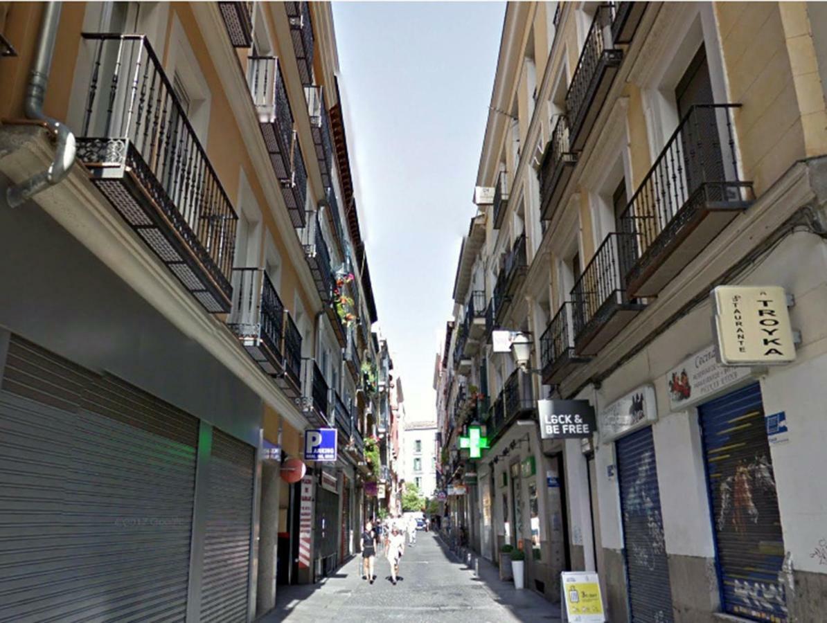 Atico En El Centro De Madrid - Calle Jardines Buitenkant foto